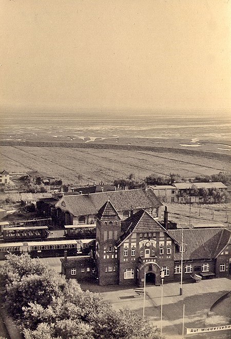 Bahnhof vom Leuchtturm aus gesehen