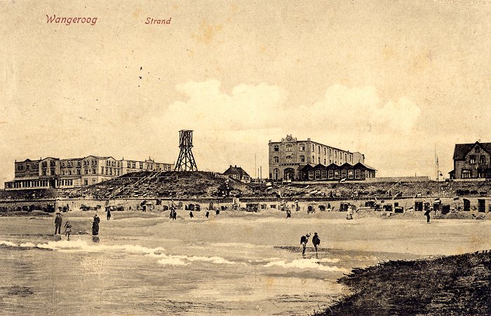 Panorama vom Hauptstrand (2/4)