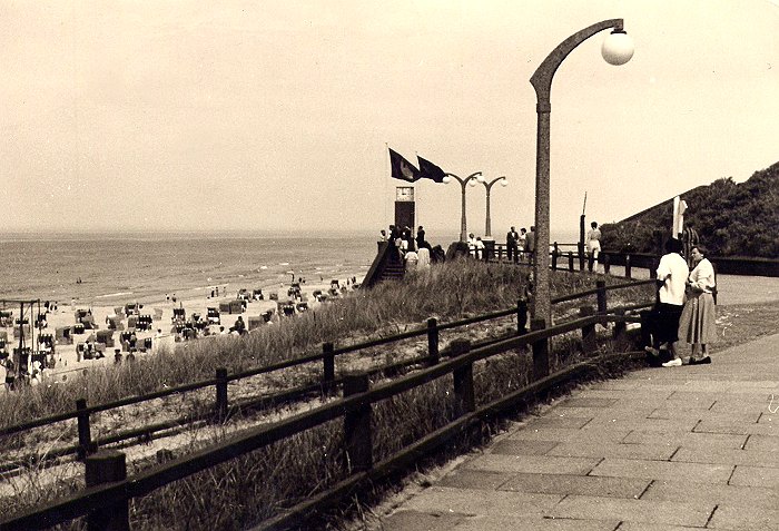 Strandpromenade zu Pfingsten