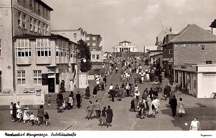 Belebte Zedeliusstra&szlig;e