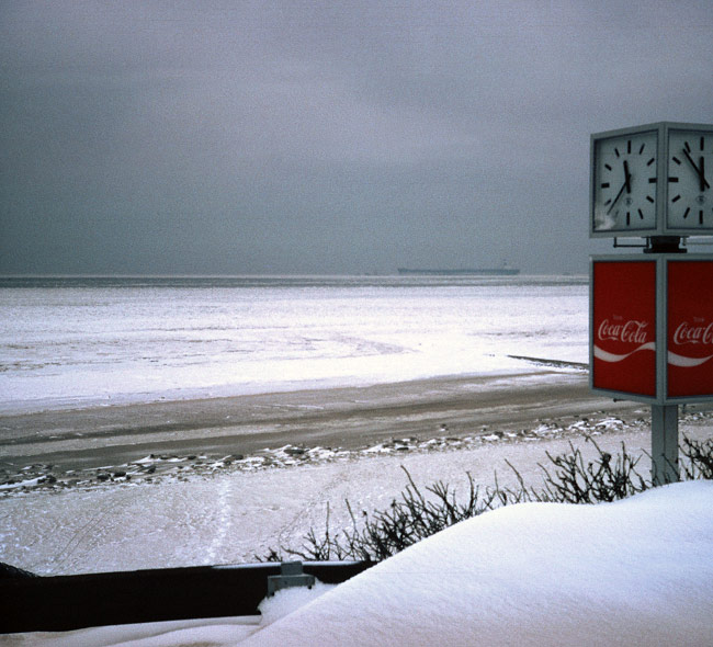 Eis und Schnee am Hauptstrand