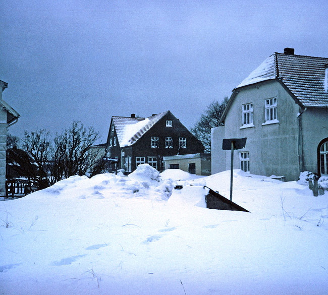Stra&szlig;enkreuzung im Katastrophenwinter