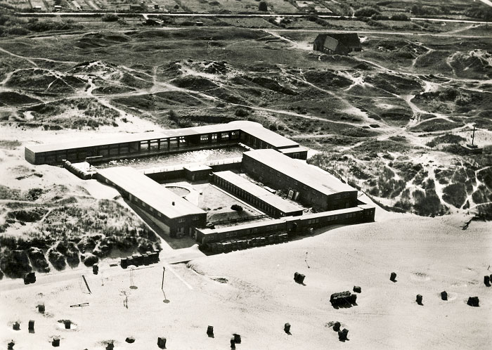 Seewasserbadeanstalt aus der Luft gesehen