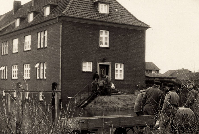 Abpumpen des Meerwassers