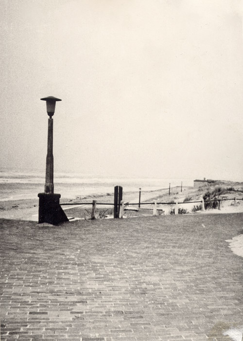 Strandpromenade in der Nebensaison