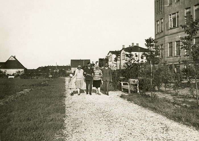 Anlagen vor dem Hansa-Heim