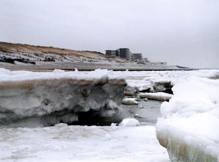 Eisschollen am Strand, H&ouml;he Bootsweg