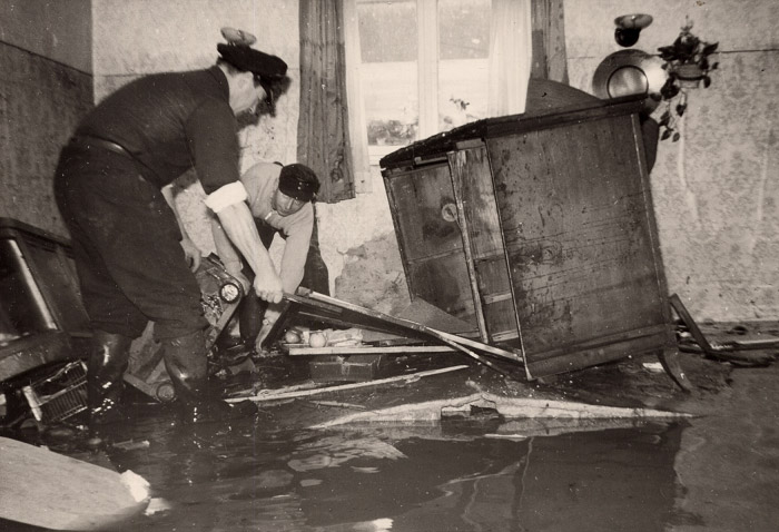 Von den Fluten zerst&ouml;rte Inneneinrichtung