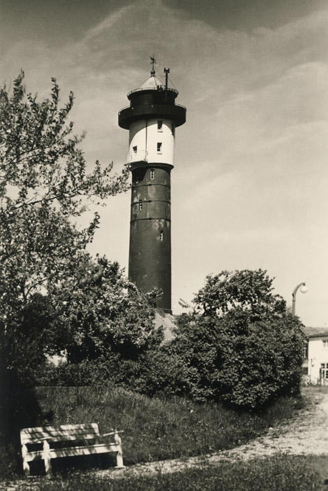 Alter Leuchtturm vom Niobeplatz aus gesehen