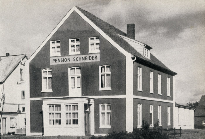 Pensionshaus Schneider, Charlottenstraße 1