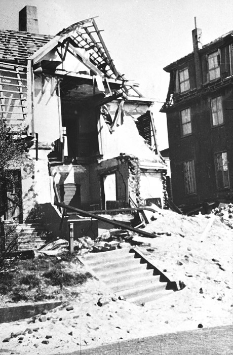 Ruine nach dem alliierten Bombenangriff