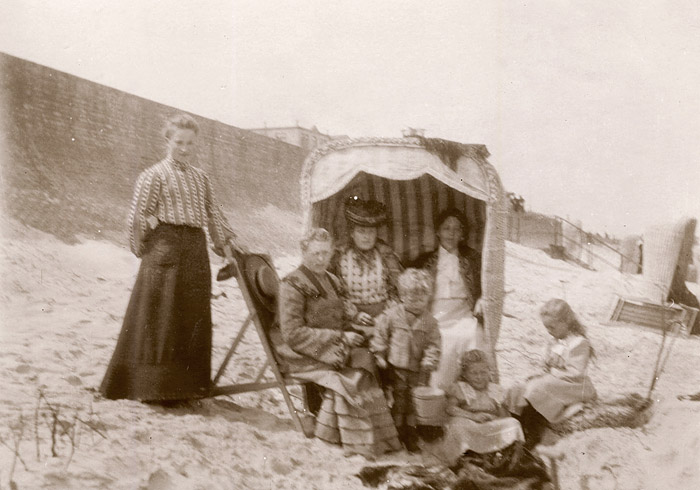 Familienfoto am Strand