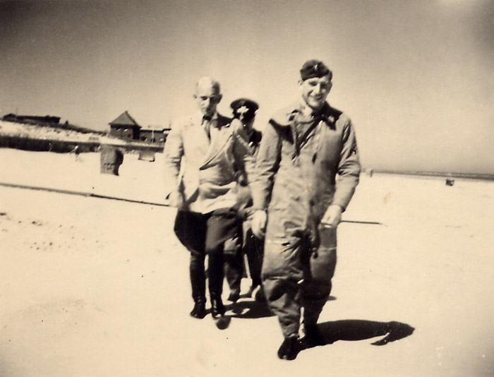 Wehrmachts-Soldaten am Strand