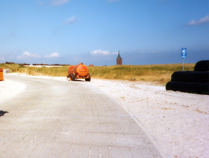 Neue Straße zum Westanleger