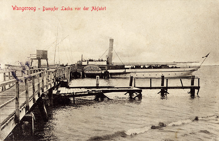 Dampfer Lachs vor der Abfahrt