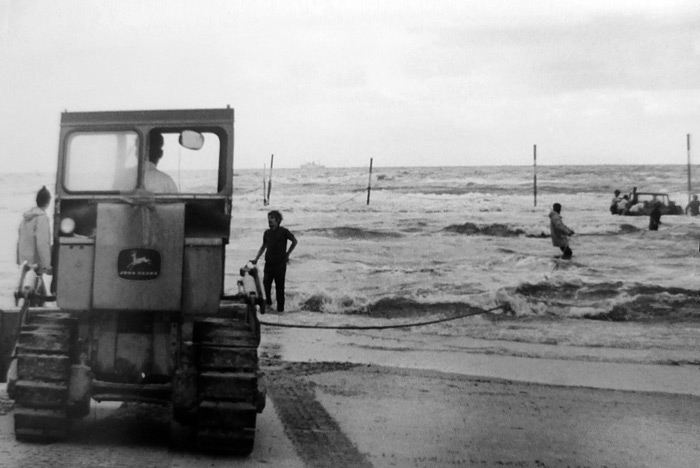 Rettung des Kurverwaltungs-Unimogs